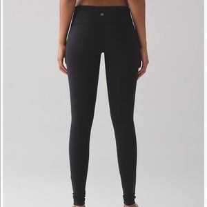 Wunder under lululemon leggings size 2 7/8